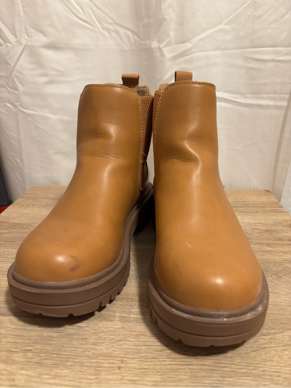 Soda Chelsea Ankle Boots in Tan